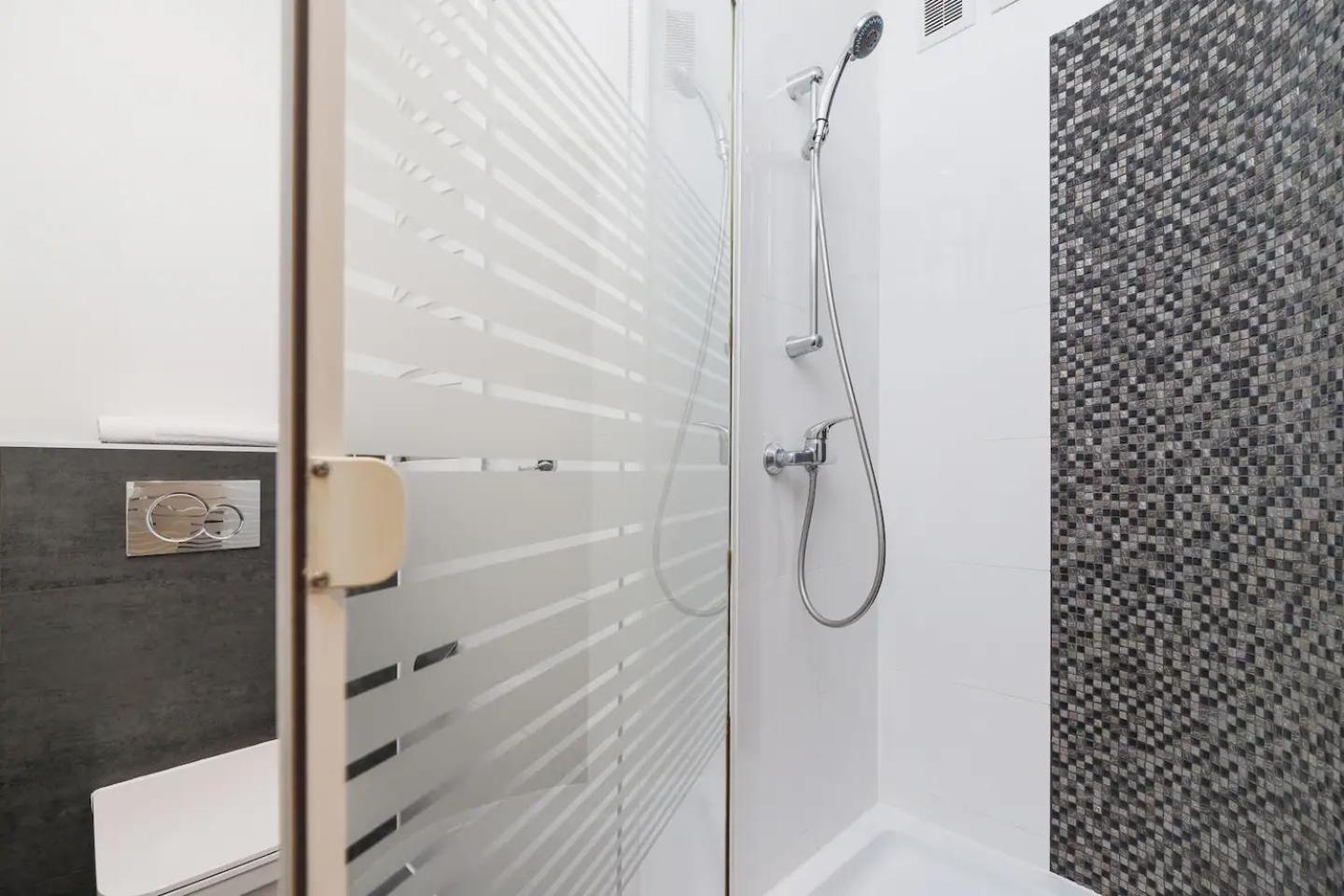 Apartamento Private Parking - Old Town - Sw Krzyza 16 Street Cracovia Exterior foto